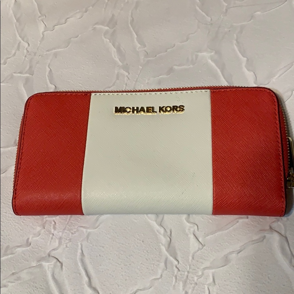 Michael kors wallet